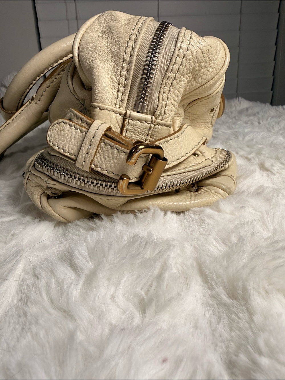 Chloe Cream Leather Padlock Shoulder Bag - Picture 5 of 13